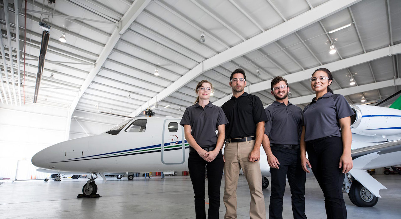 Featured-Employee-Slider_Bkgrnd_B3A0998